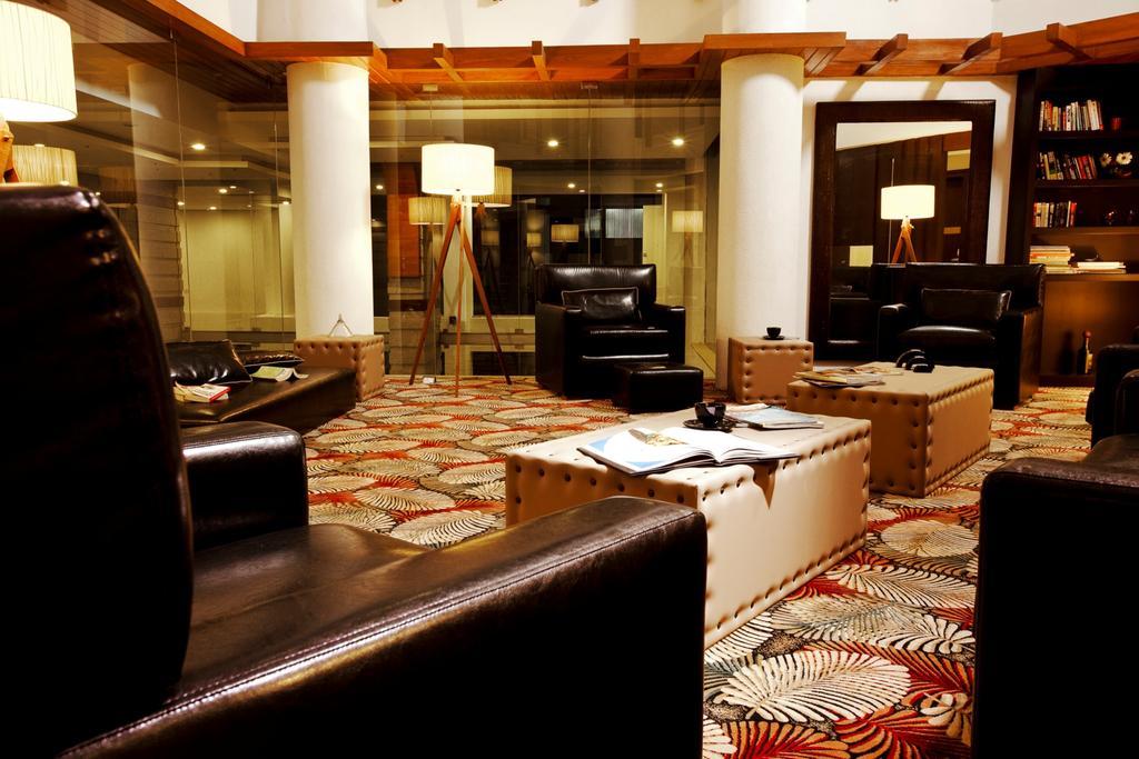 Melange Astris Apart otel Bangalore İç mekan fotoğraf