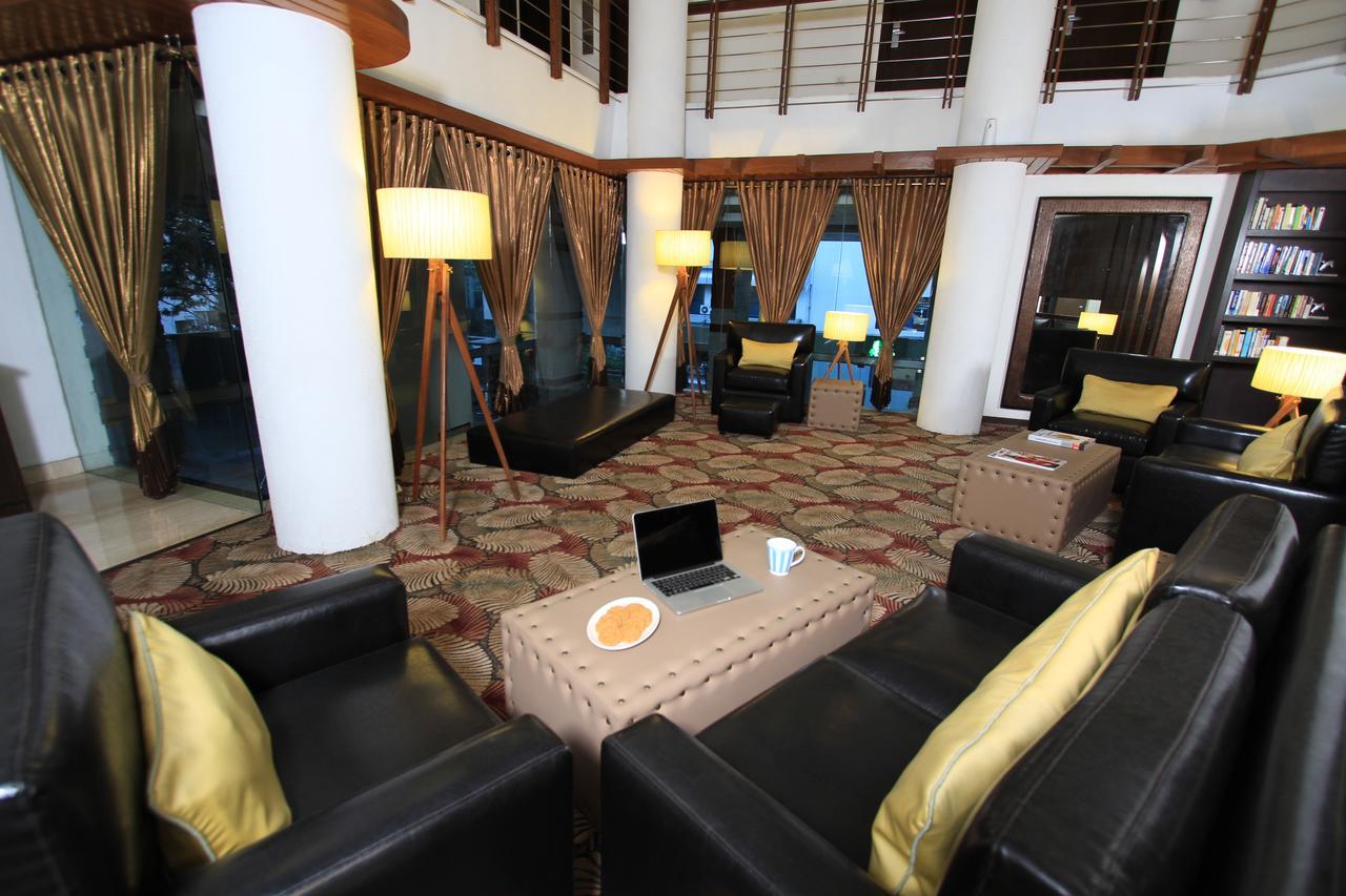 Melange Astris Apart otel Bangalore Dış mekan fotoğraf