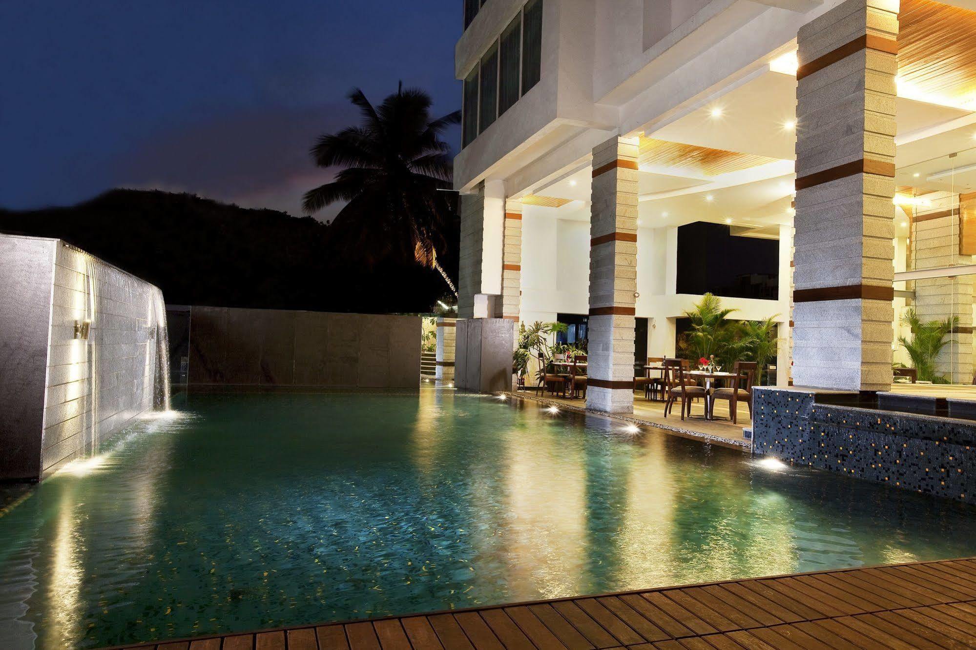 Melange Astris Apart otel Bangalore Dış mekan fotoğraf